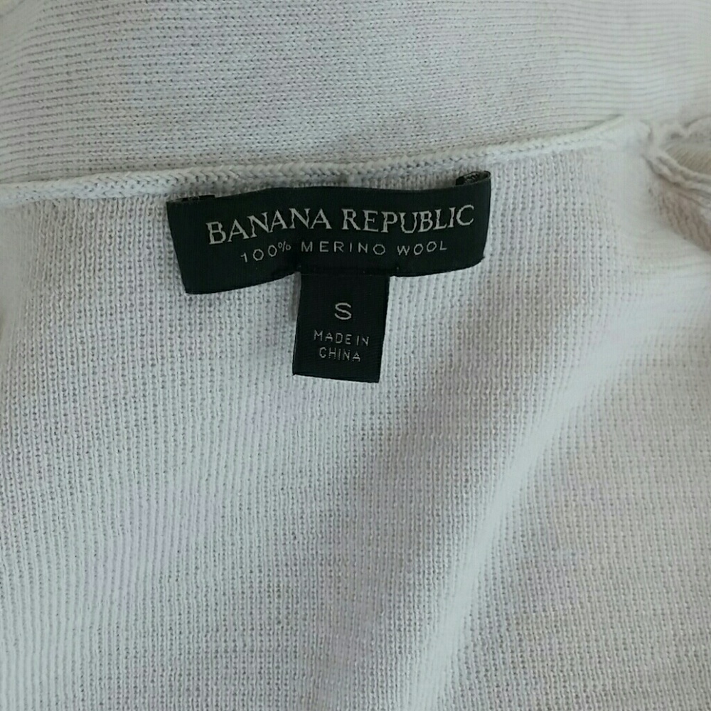 Banana Republic grey Merino wool cardigan sweater - Picture 5 of 5